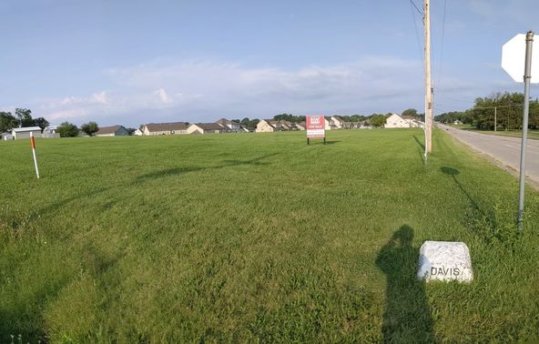 1426 E Wilson, Ottawa, KS 66067